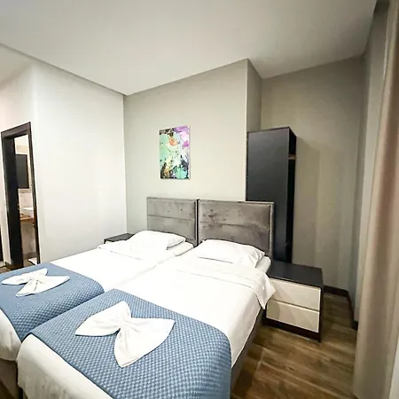 Gasthof Old Bazaar Tirana