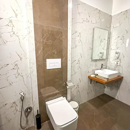 Old Bazaar Τίρανα